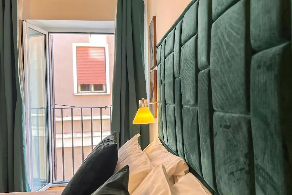 Studio Flat - Piazza San Cosimato By Yourhost location